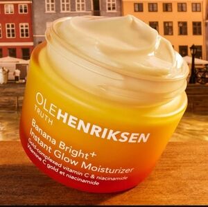 New Olehenriksen Truth Banana Bright Firm and Glow Moisturizer Vit C Anti Aging